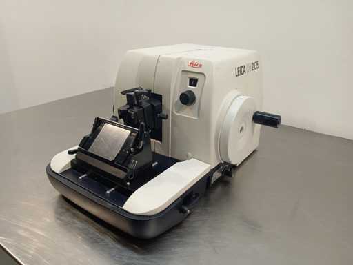 Leica - RM2125 RT - Rotary microtome