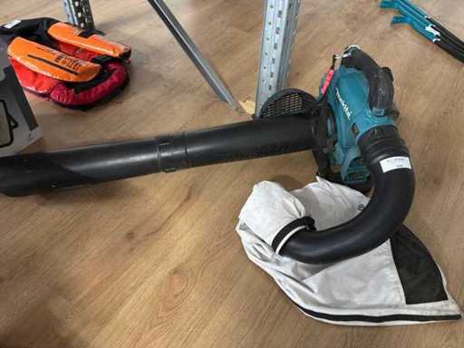 Suflător de frunze Makita DUB363
