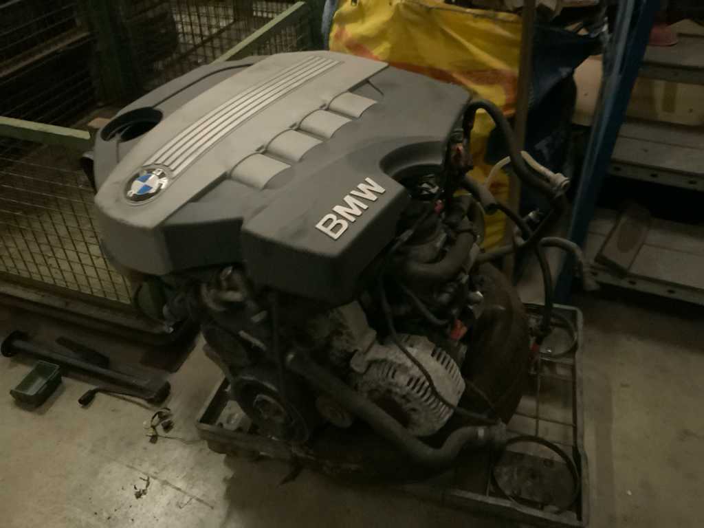 BMW 520D/X3 (2008) Car Engine