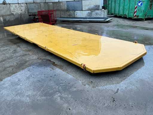 Plattform für Peecon-Kippanhänger