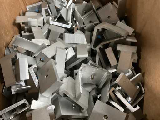 Van Der Valk – Charge Aluminium-Endstopper für das Einsatzsystem, ca. 300 Stück.