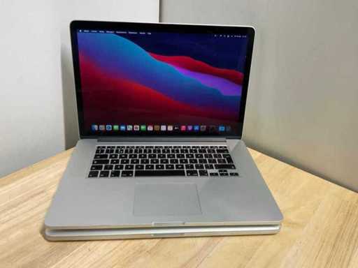 Apple MacBook Pro A1398(i7) Ordinateur portable (2x)
