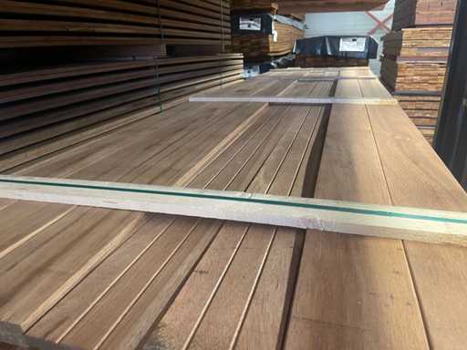 Guyana Teak planks planed 4000x140x16mm (69x)