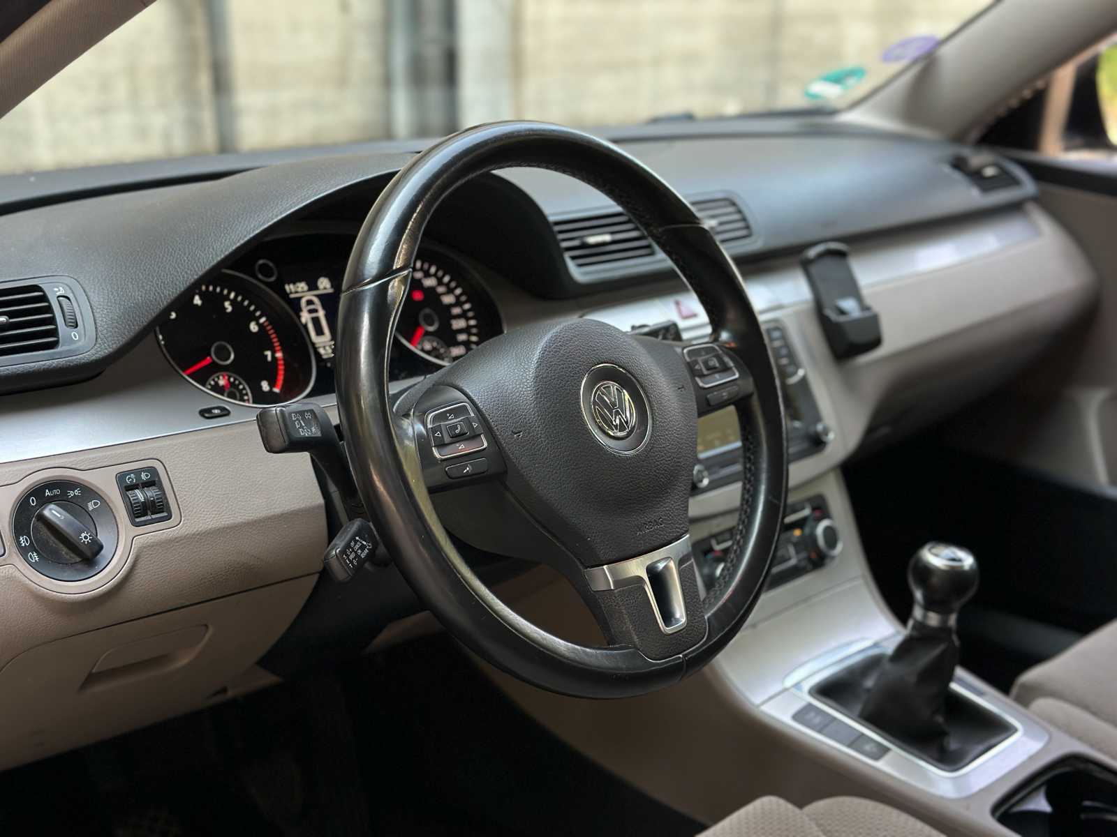 Volkswagen Passat Variant 1.4 TSI Comfl BlueMotion 122pk 2010 (Origineel-NL), 86-LFP-6