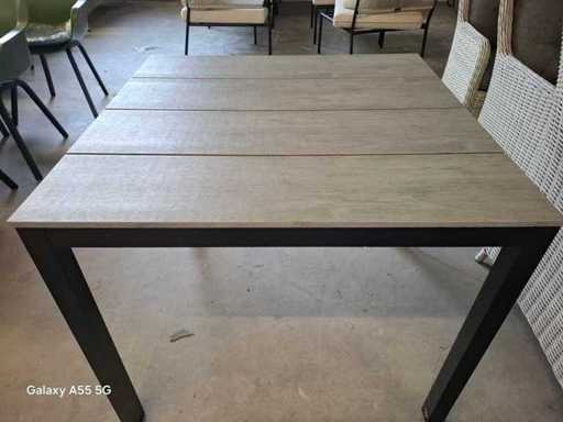 Cypr – Stół ogrodowy (90x90cm)