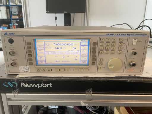 IFR - 2032 - Signal Generator