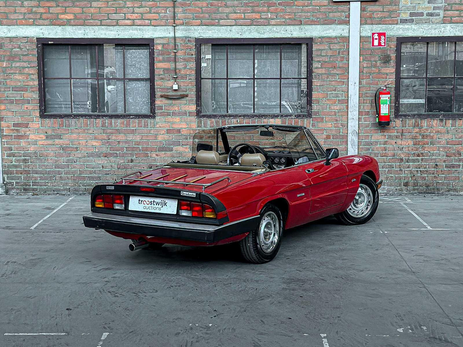 Alfa Romeo Spider 2.0 118pk 1987, NS-842-F