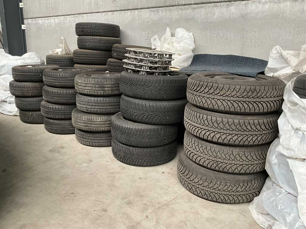 Lot Car Tyres