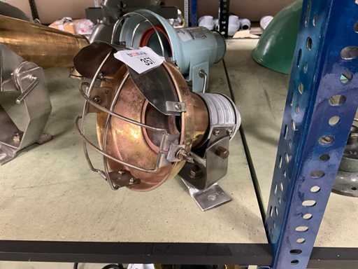 Lampada di ricerca navale NN