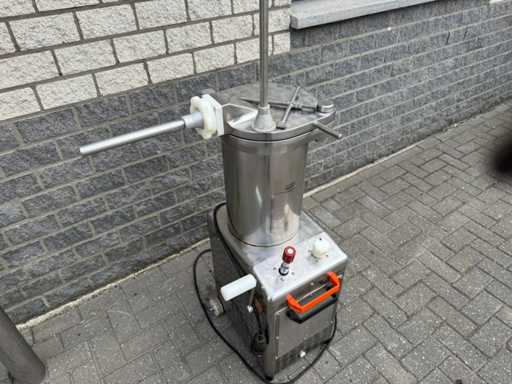 VanUhm - Podbijarki i tuleje do nape?niania