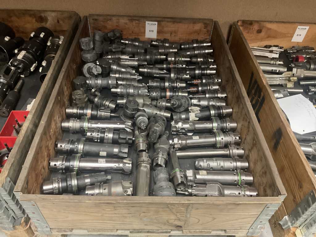 Batch of HSKA63 drill and milling tools