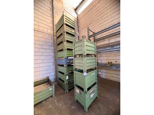   Lot Metal Boxes