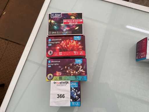 C.Star+ Aigostar. Innen- / Außenbereich, Weihnachts-LED-Beleuchtung. (4-fach)