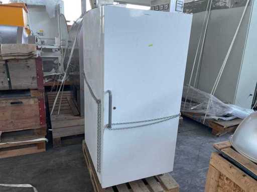 Réfrigérateur de laboratoire