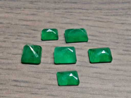 Smaragdgroene rechthoekige vorm - 6 Natuurlijk Groen Mijnen -13,95 Cts