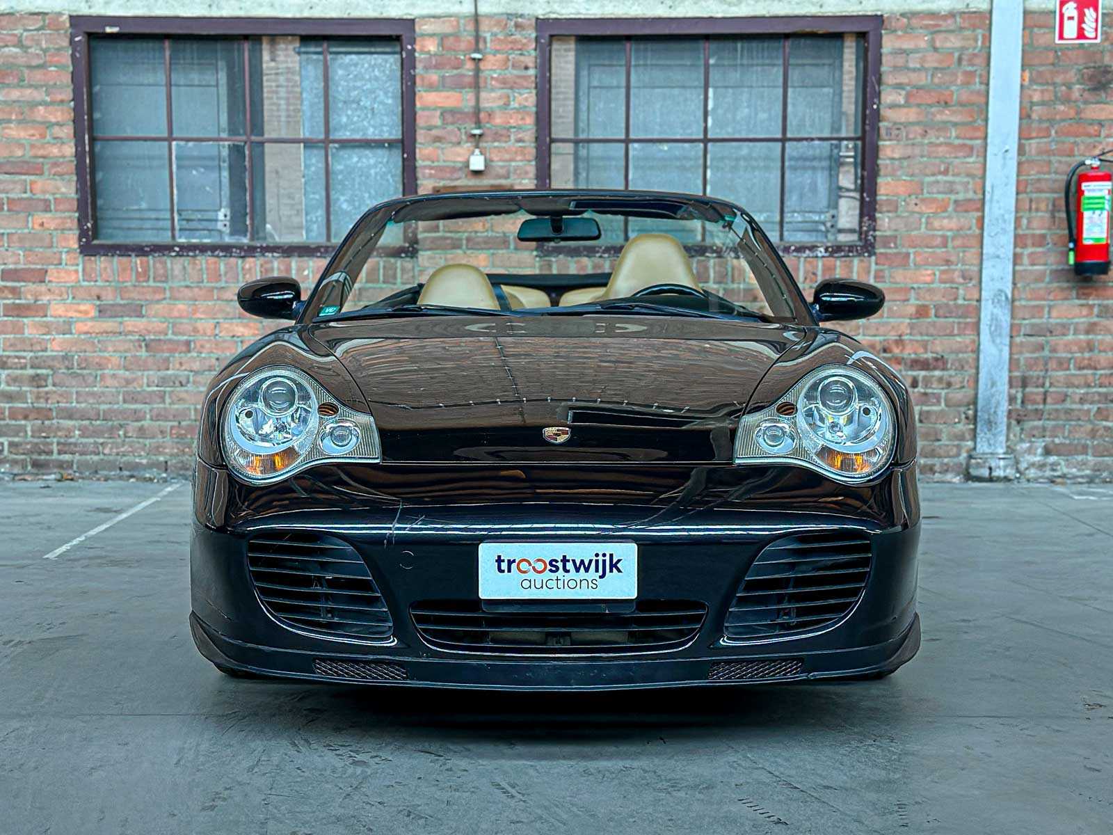 Porsche 911 Carrera Cabriolet 3.6 996 320pk 2004 HANDGESCHAKELD -Youngtimer-