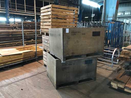 Stivuirea lemnului de lazi (5x)