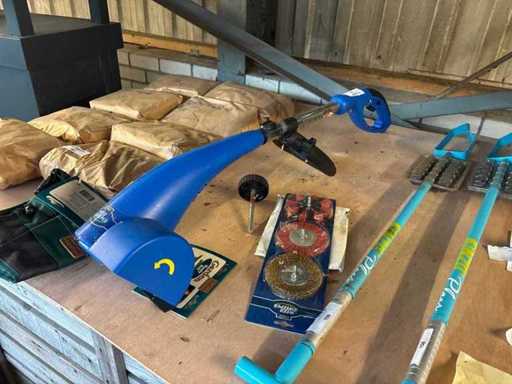 Rimuovente erbacce con 3 spazzole Kinzo