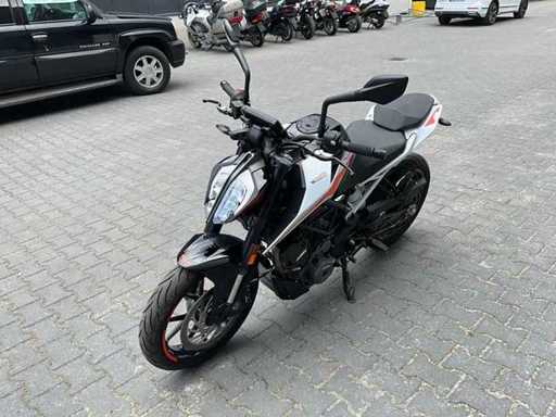 2021 KTM Duke 390 Motorrad