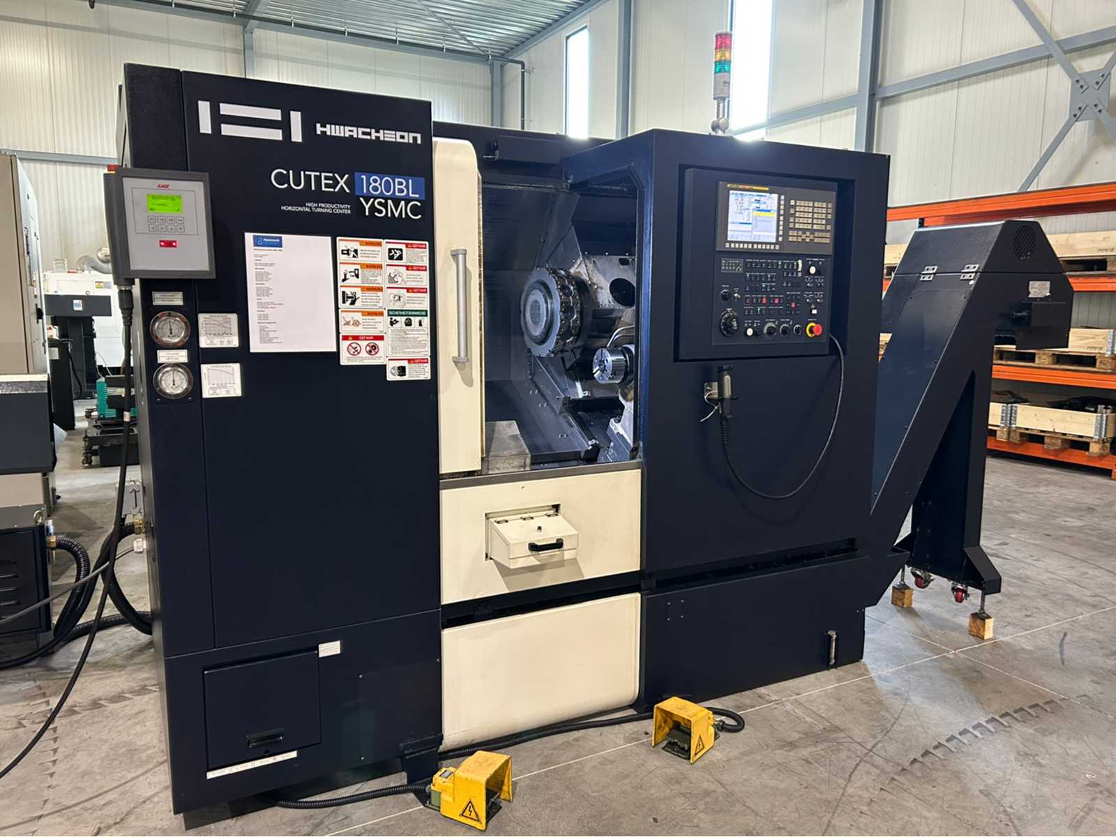 2018 Hwacheon CUTEX-180BL YSMC CNC lathe