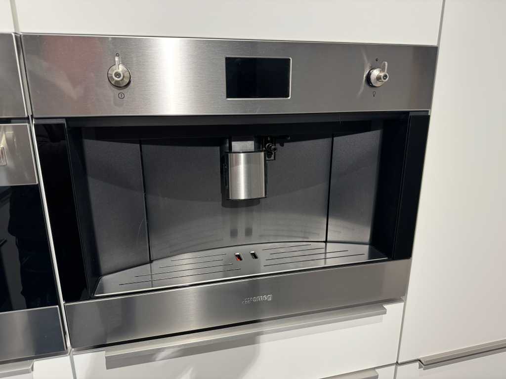 Smeg - CMS4303X - Machine à café (c)