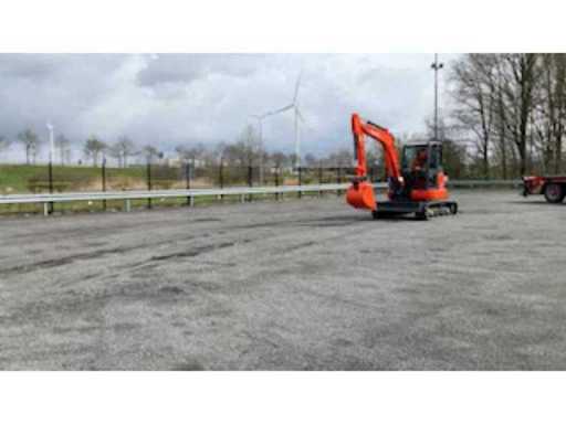 dc3eaf2f-77aa-4796-ae5a-0a48b81bb4fb.mp4