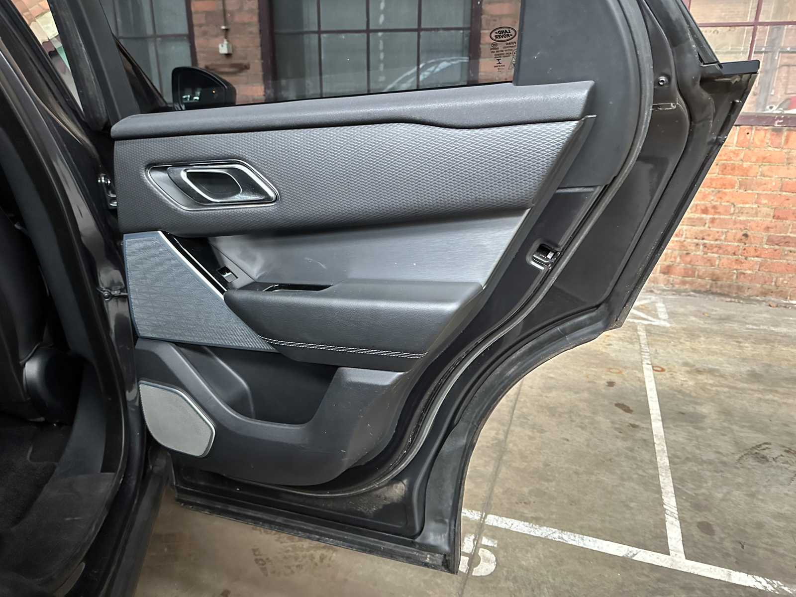 Land Rover Range Rover Velar 2.0 I4 AWD R-Dynamic SE 241pk 2017 (Origineel-NL), PX-296-F