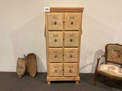 Armoire de rangement en bois