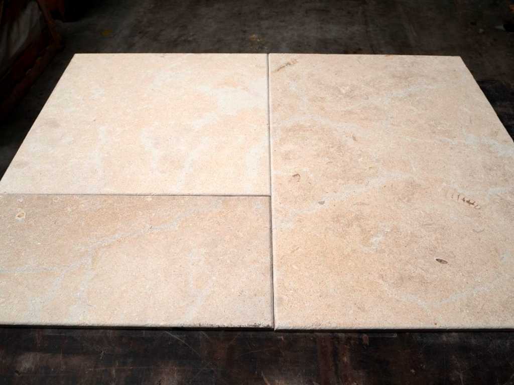 Natural stone tiles 28m²