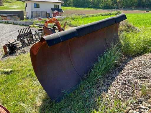 1983 Snow shovel