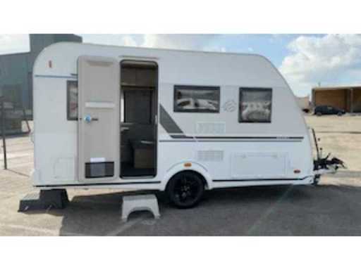 d9f60a8a-36d6-499e-b89e-98273a3173e0.mp4