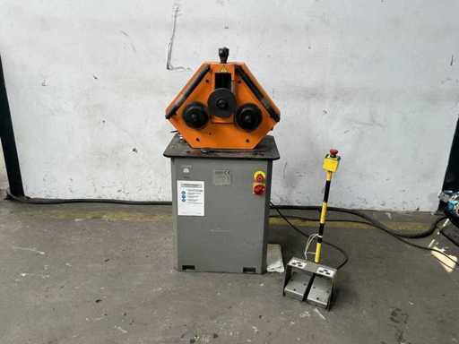 Huvema - MIP 30 - Profile bending machine - 2004