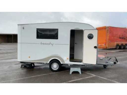 39c903a5-7db5-4277-b0ec-fde353c0e9a1.mp4