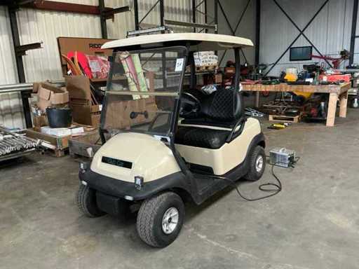 Wagonik golfowy Precedens z 2010 roku