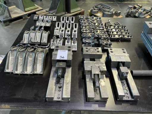 Vari strumenti di serraggio