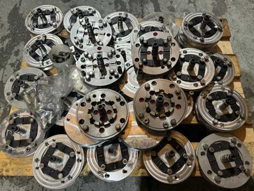 EROWA EROWA EROWA CHUCKS Ø148 REF ER098667, ER 015777+ INOX PINS...