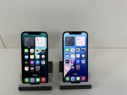 Apple iPhone 12 - 128 GB - Black (2x)