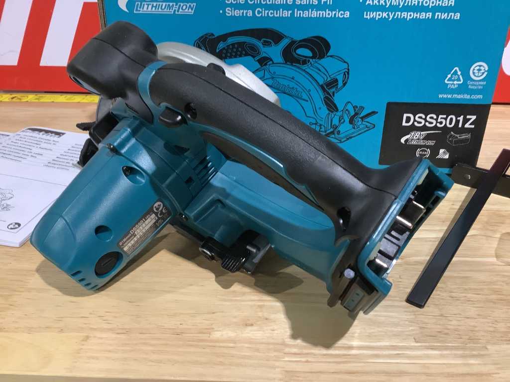 Makita dss501z online