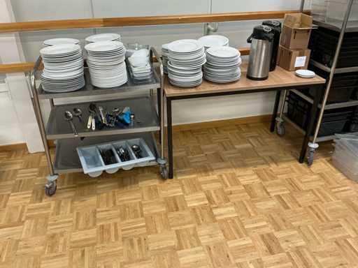 Lot of crockery, plates, cutlery and supplies Crockery, glassware and cutlery