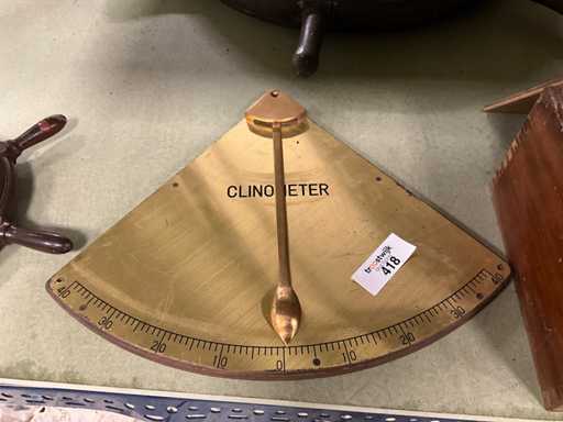 Clinometro antico