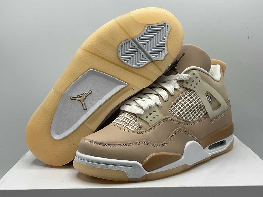 Nike Air Jordan 4 Retro Shimmer Dames Sneakers 36