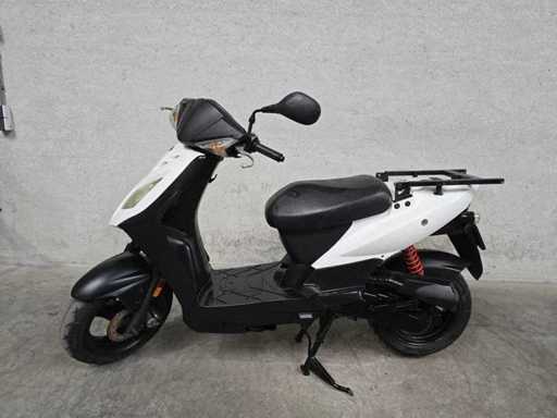 Kymco - Brom Roller - Agility Carry - 4T 45 km Version Moped ddf22z