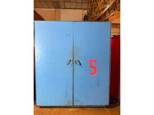 Armadio da laboratorio metallico