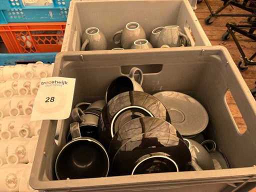 Partij koffietassen en onderzetters