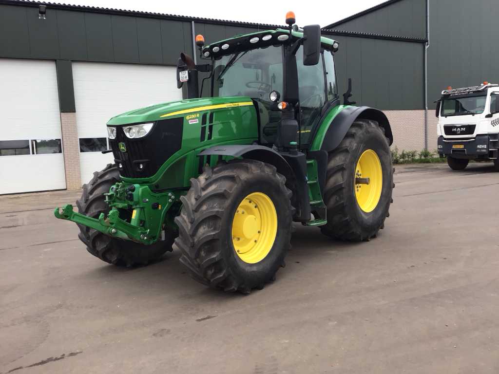 2021 John deere 6230R Tractor agricol cu tracțiune integrală