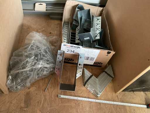 Balkdragers schroeven en hoek verbinders