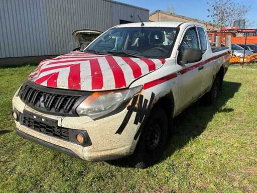 2016 Mitsubishi L200 Light Truck