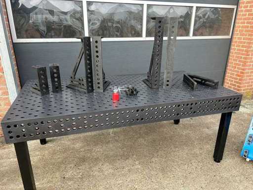 2025 - Schweißtisch