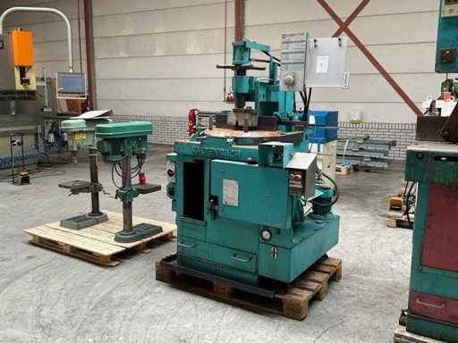 Kaltenbach KKS 400 EM II Crosscut Circular Saw Machine
