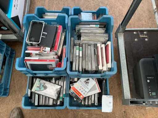 Partij Gsm hoesjes circa 120 stuks